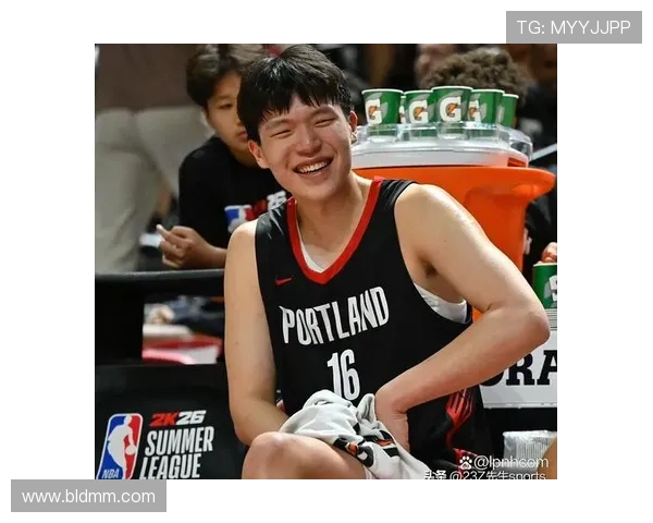 杨瀚森表现渐入佳境 开拓者逆转获胜展现强大韧性 杨瀚森表现渐入佳境 开拓者逆转获胜展现强大韧性