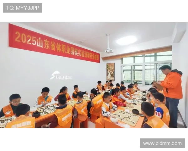 国奥棋院：以布局棋士风采为基，落子间展现军人般的严谨与风范