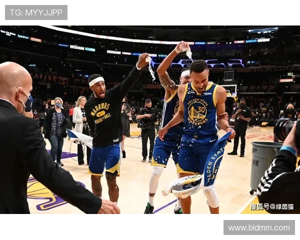 揭幕战主场对决快船贝利因病出战成疑球队备战紧张 揭幕战主场对决快船贝利因病出战成疑球队备战紧张